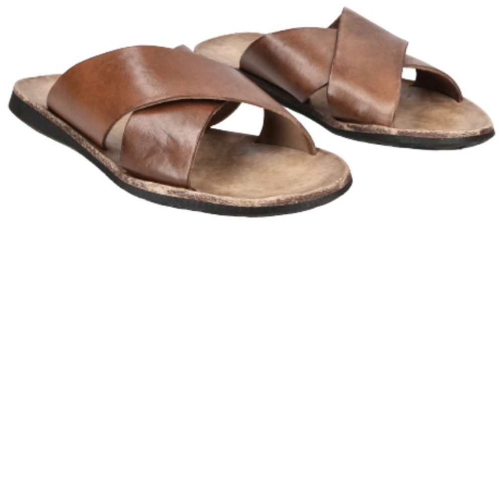 Brador leather sandal, brown. Size 38 or US size 7.5